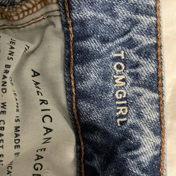 American Eagle Tomgirl Jeans - Picture 4 of 5